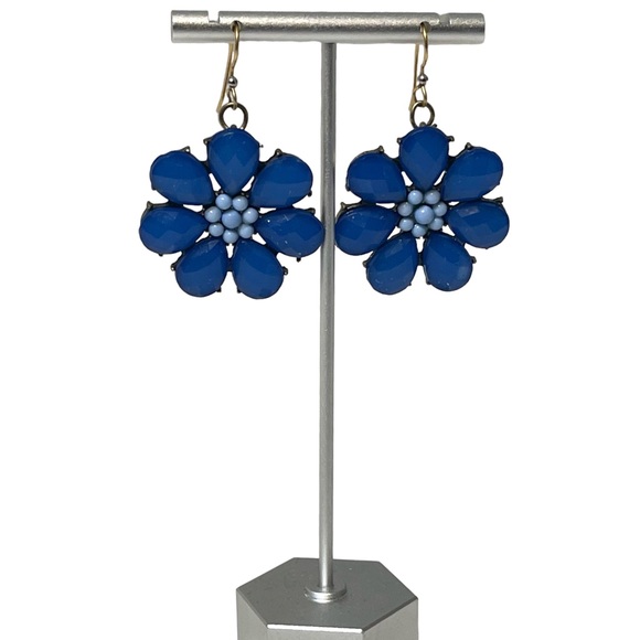 ❤️ Vintage Inspired Blue Acrylic Flower Drop Earrings - Picture 3 of 4